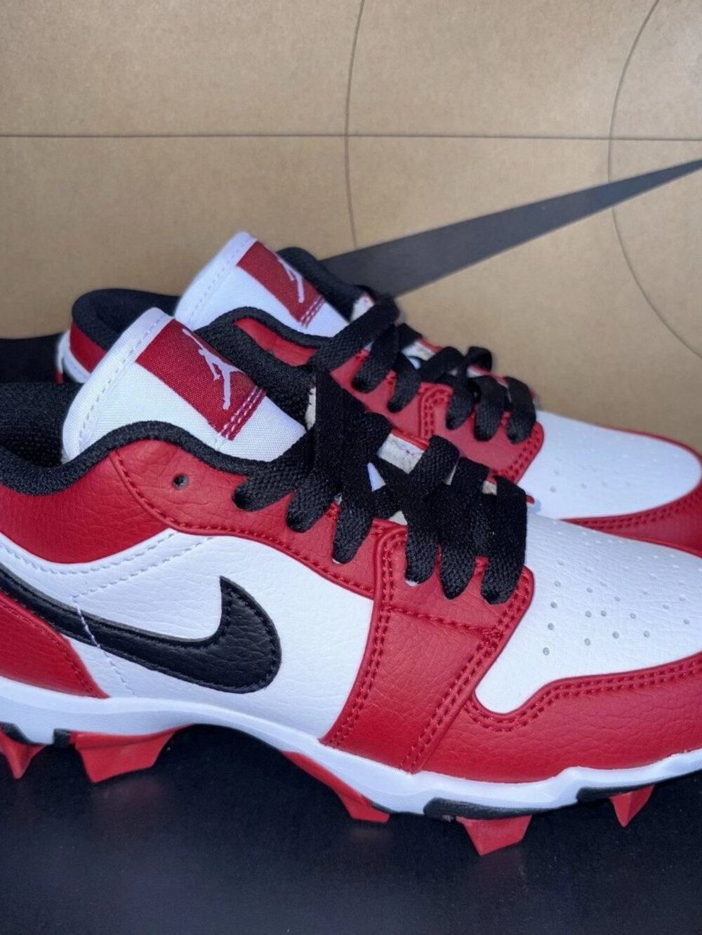 Nike Air Jordan 1 Low Cleat Chicago Red Black Kids size 2Y HF6885-106